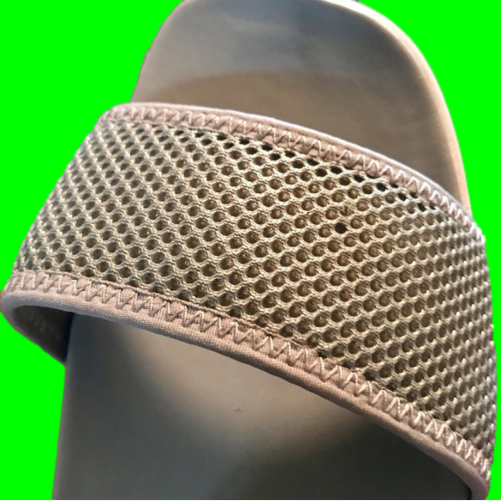 New Ugg Sandals NWOT